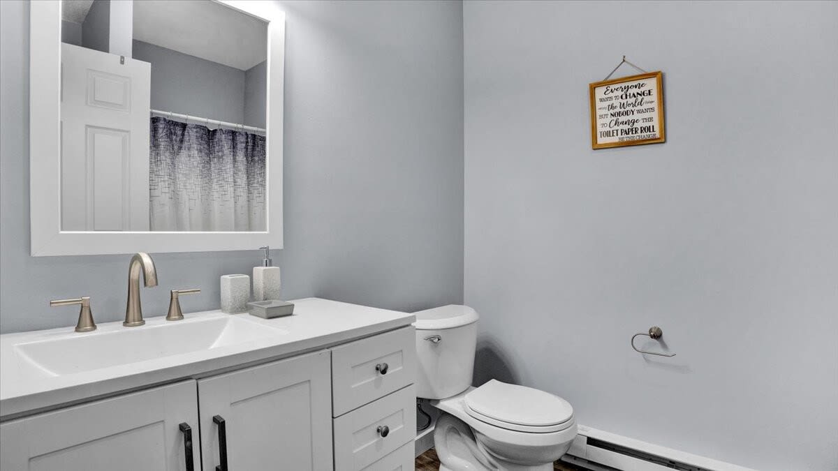 Grand 7BR Pocono Chalet | Gameroom | Walk to Lake
