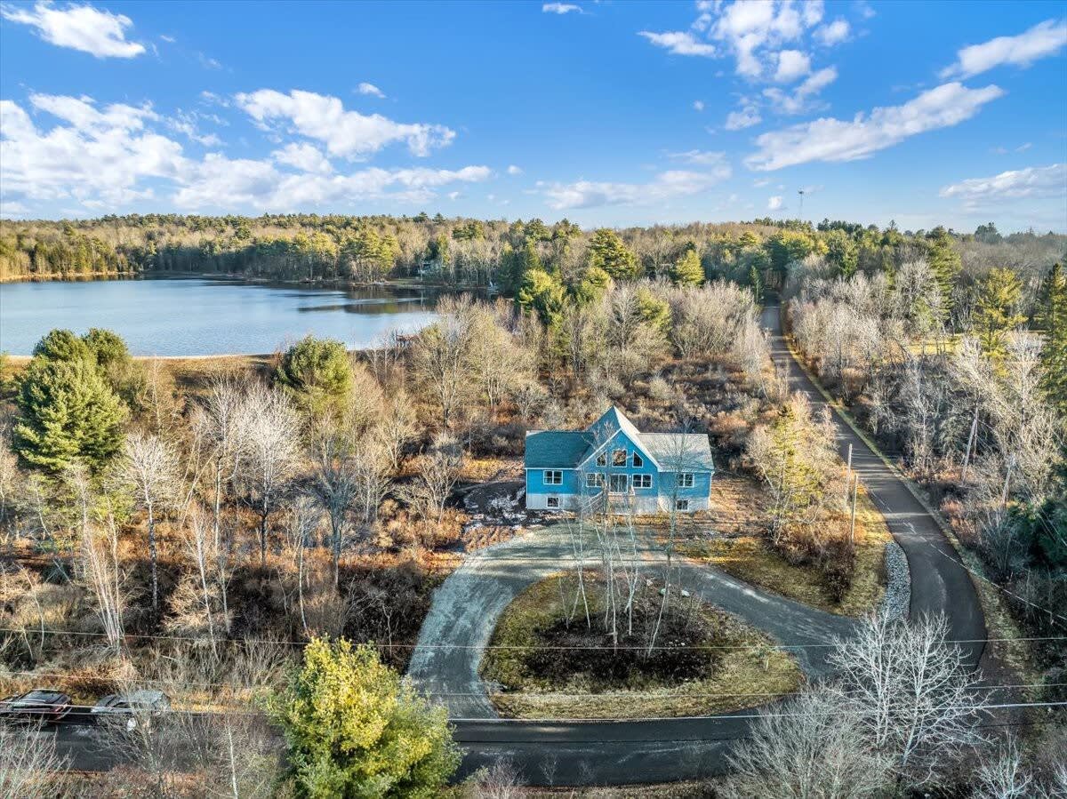 Grand 7BR Pocono Chalet | Gameroom | Walk to Lake