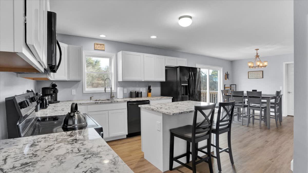 Grand 7BR Pocono Chalet | Gameroom | Walk to Lake