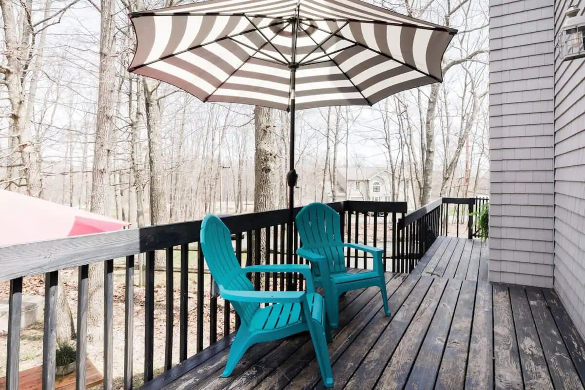 Pocono Modern Rustic Retreat | Hot Tub & Firepit