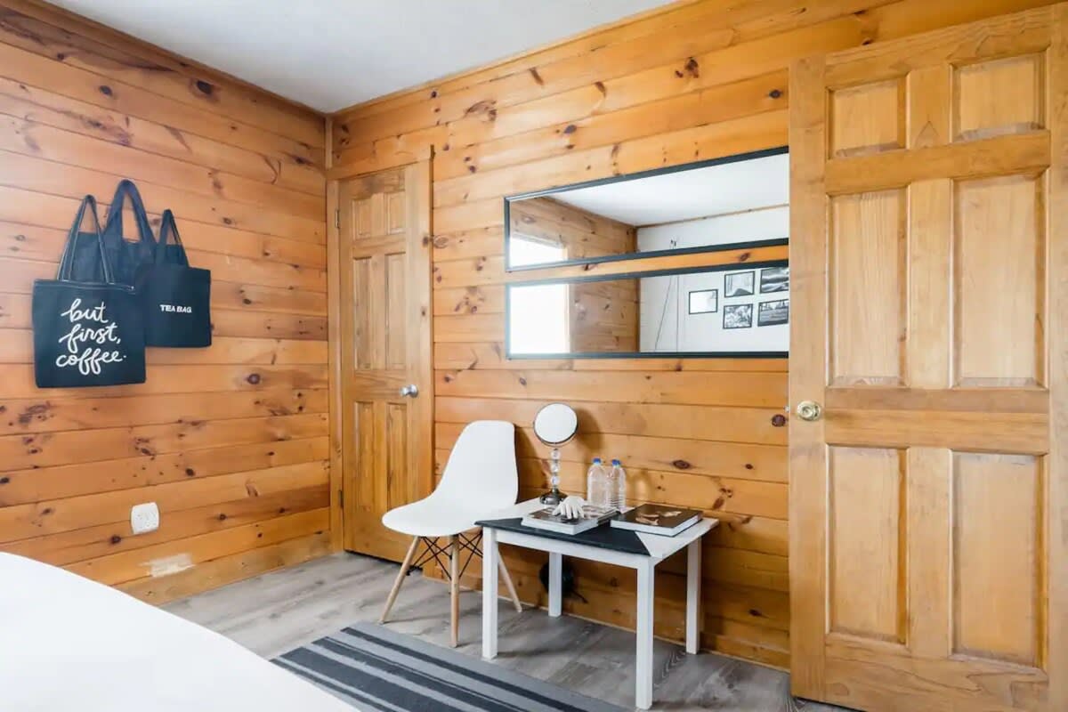 Pocono Modern Rustic Retreat | Hot Tub & Firepit