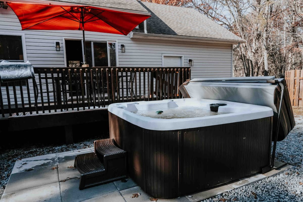 The Pocono House | Hot Tub | Games | Lake Access