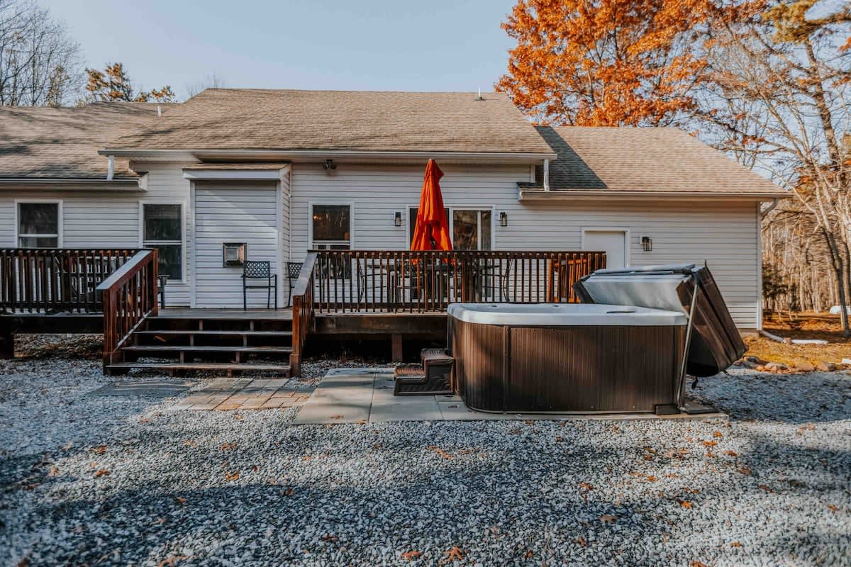 The Pocono House | Hot Tub | Games | Lake Access
