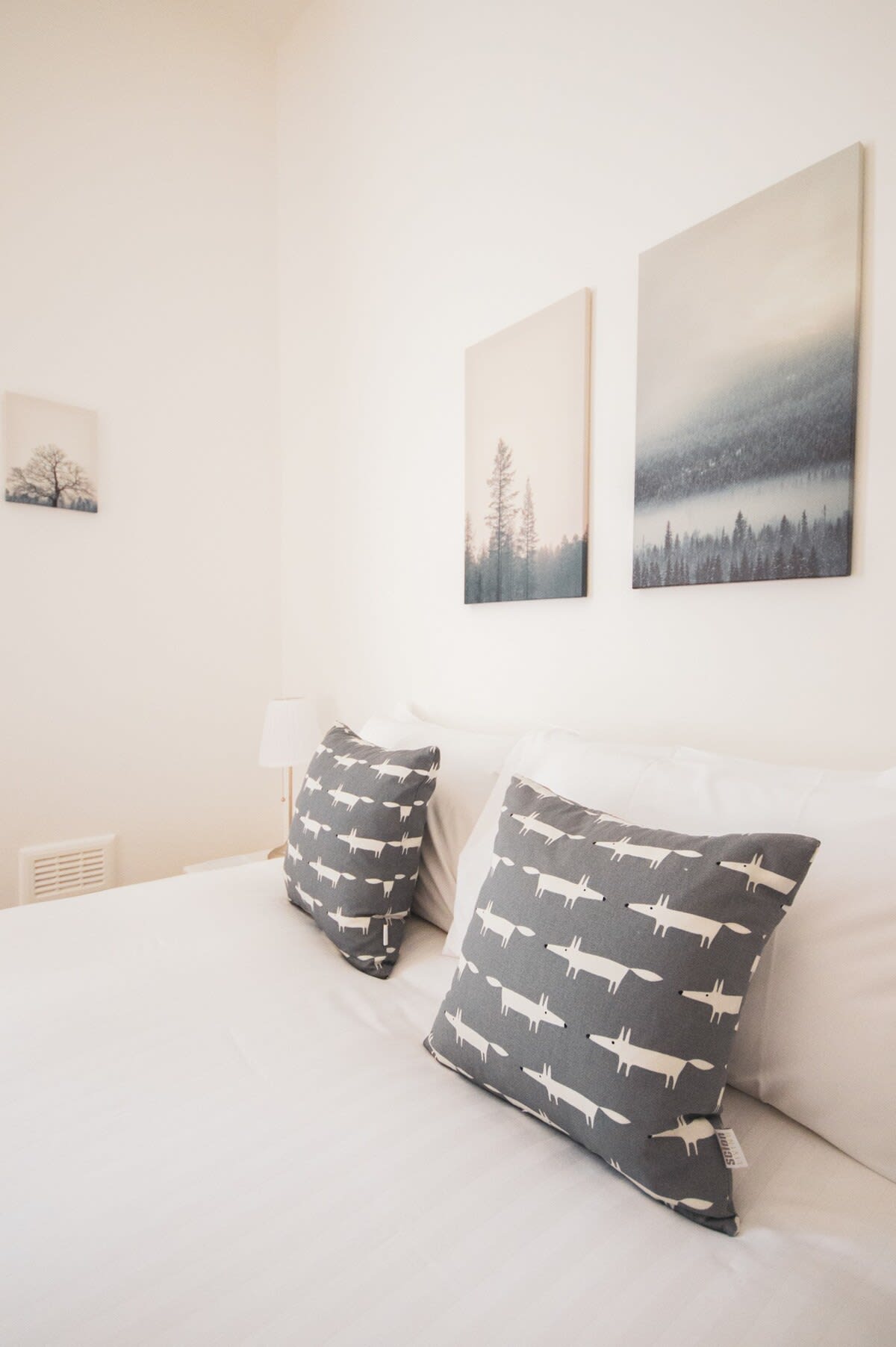 View Stylish West End Apartment in Glasgow in 49 Cecil Street G12 8RW Stylish West End Apartment in Glasgow in 49 Cecil Street G12 8RW - Property image 32 - VivreStays