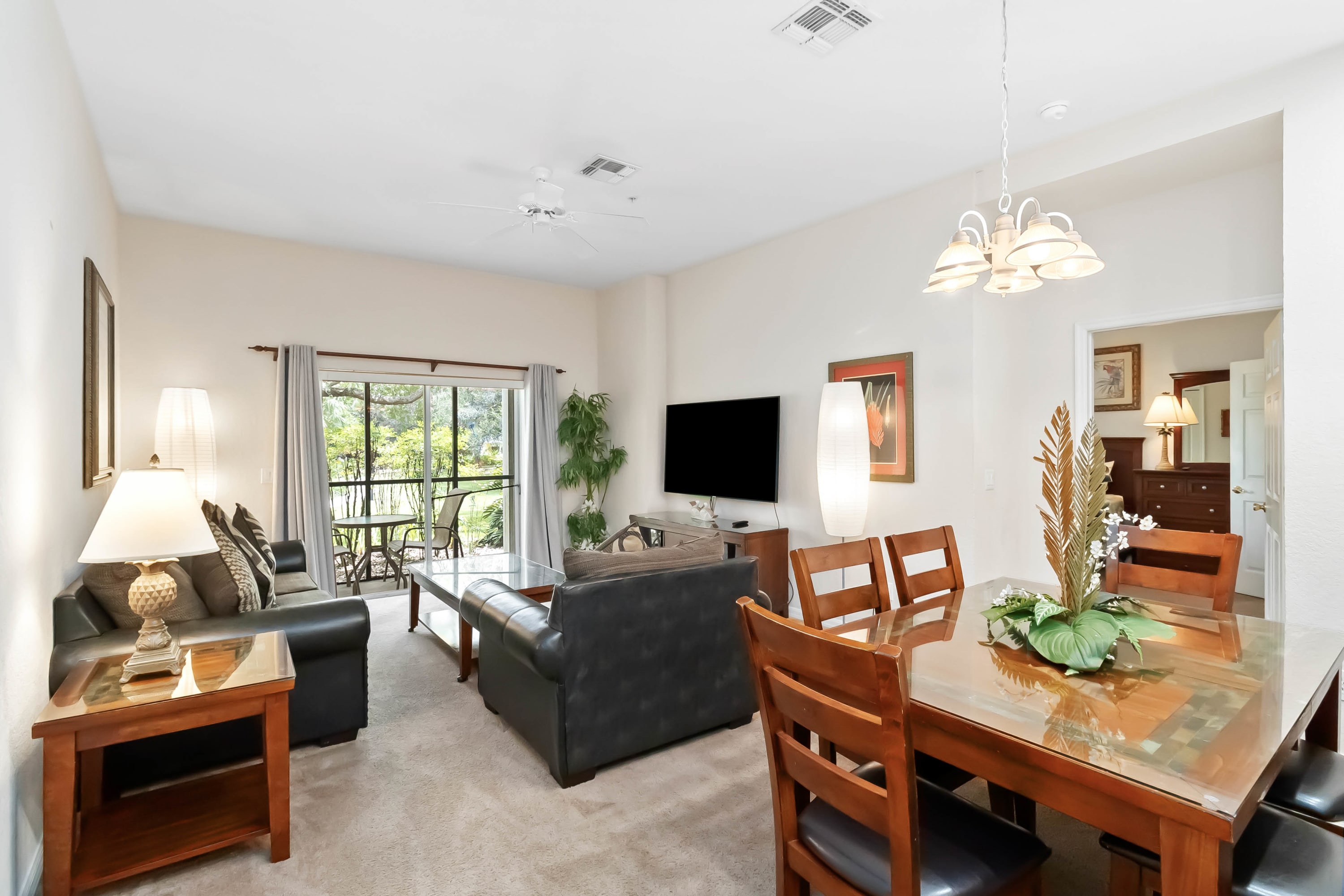 Wheelchair Accessible 3-BR condo in Bahama Bay