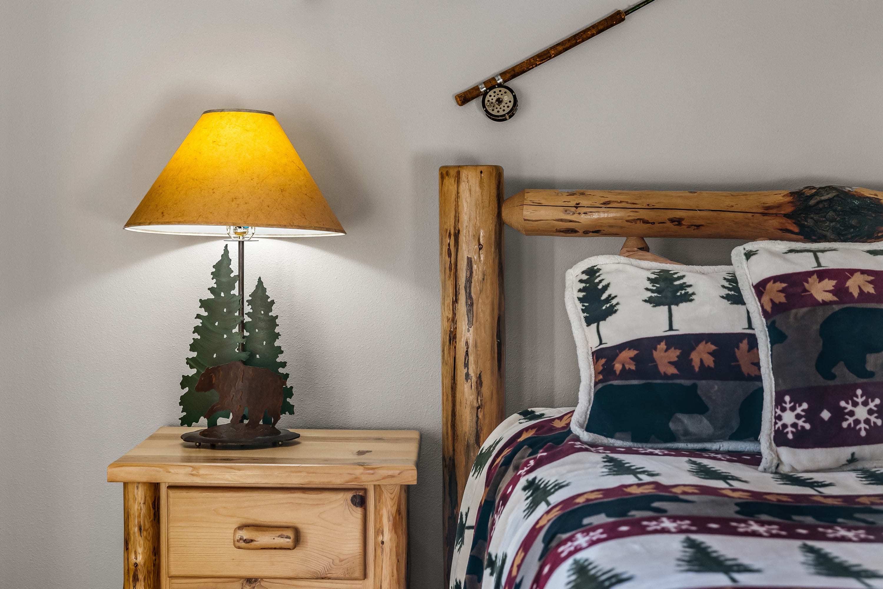 Black Bear Lodge - 7 Bedrooms | Sunriver, OR