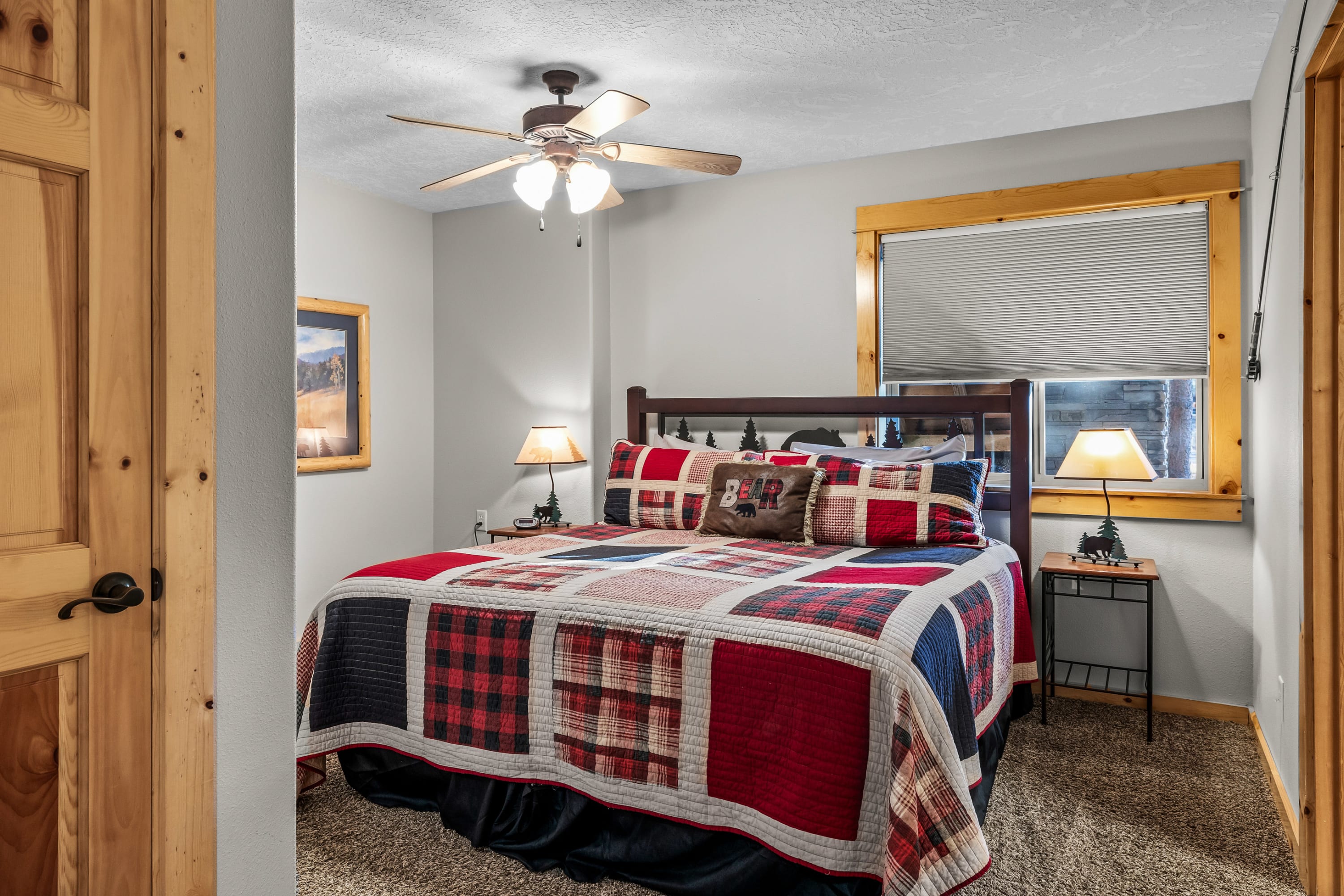 Black Bear Lodge - 7 Bedrooms | Sunriver, OR