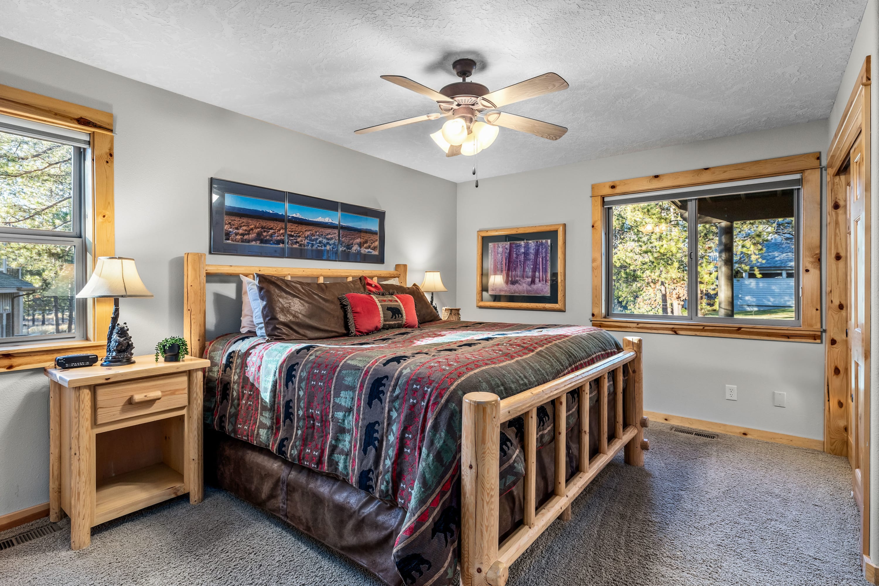Black Bear Lodge - 7 Bedrooms | Sunriver, OR