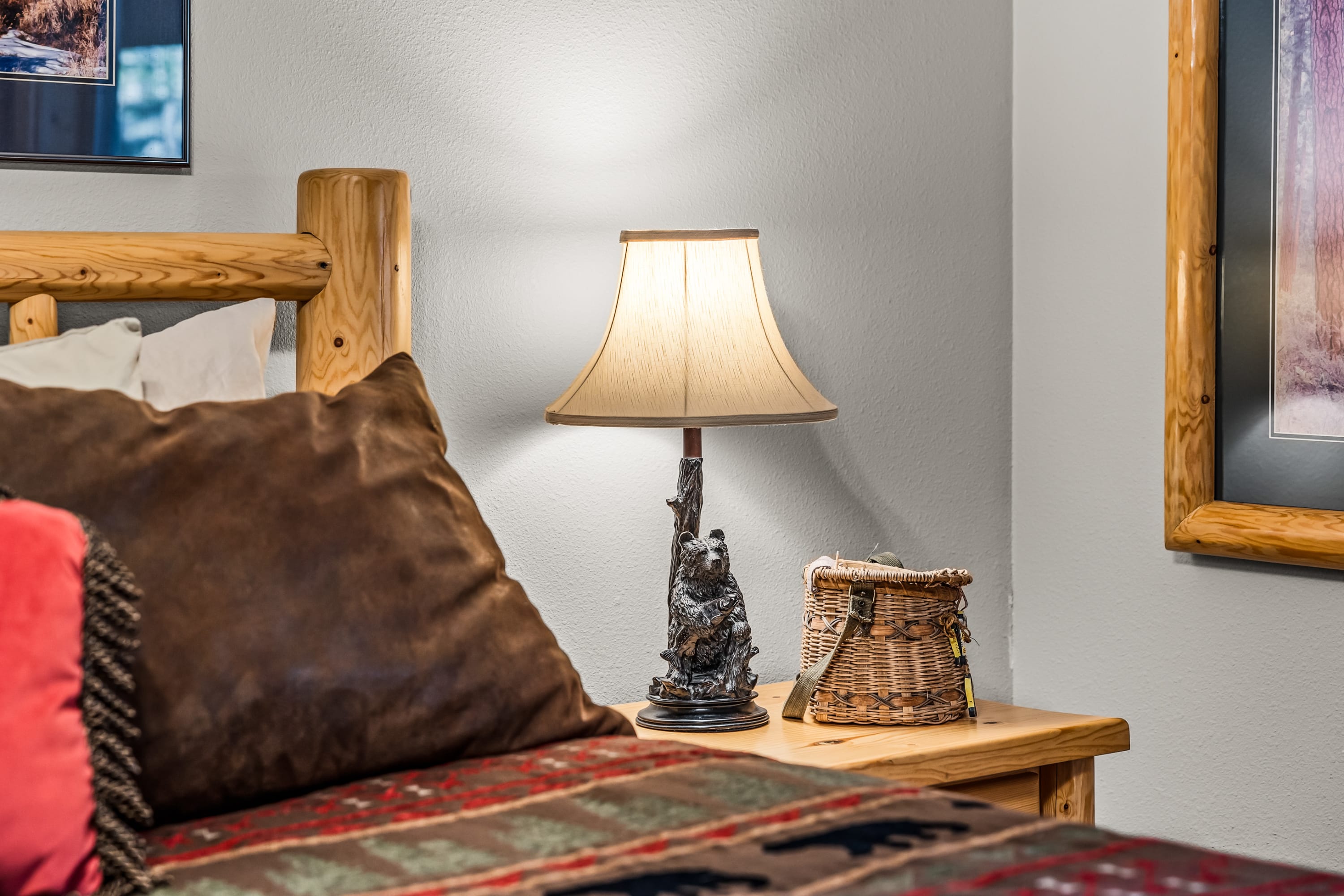 Black Bear Lodge - 7 Bedrooms | Sunriver, OR