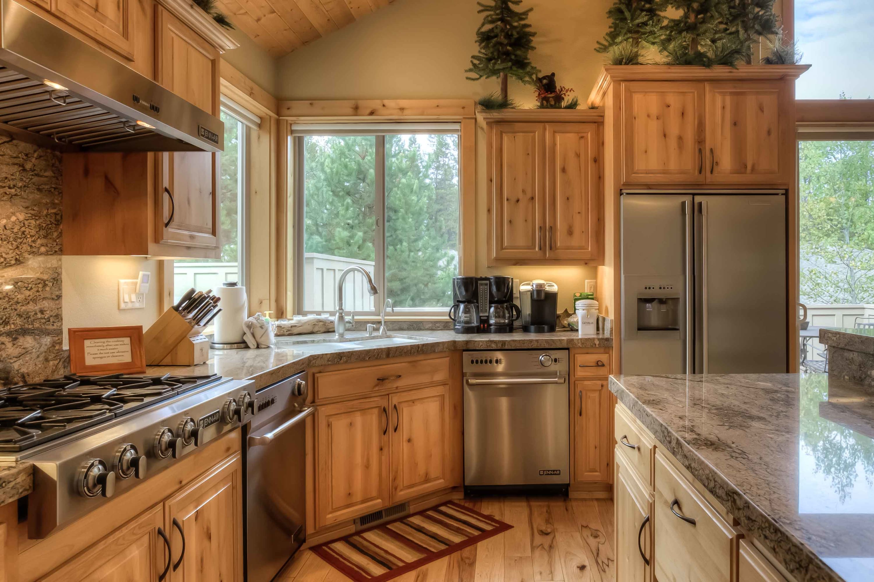 6BR, Sunriver, Hot Tub | Elkhorn Lodge