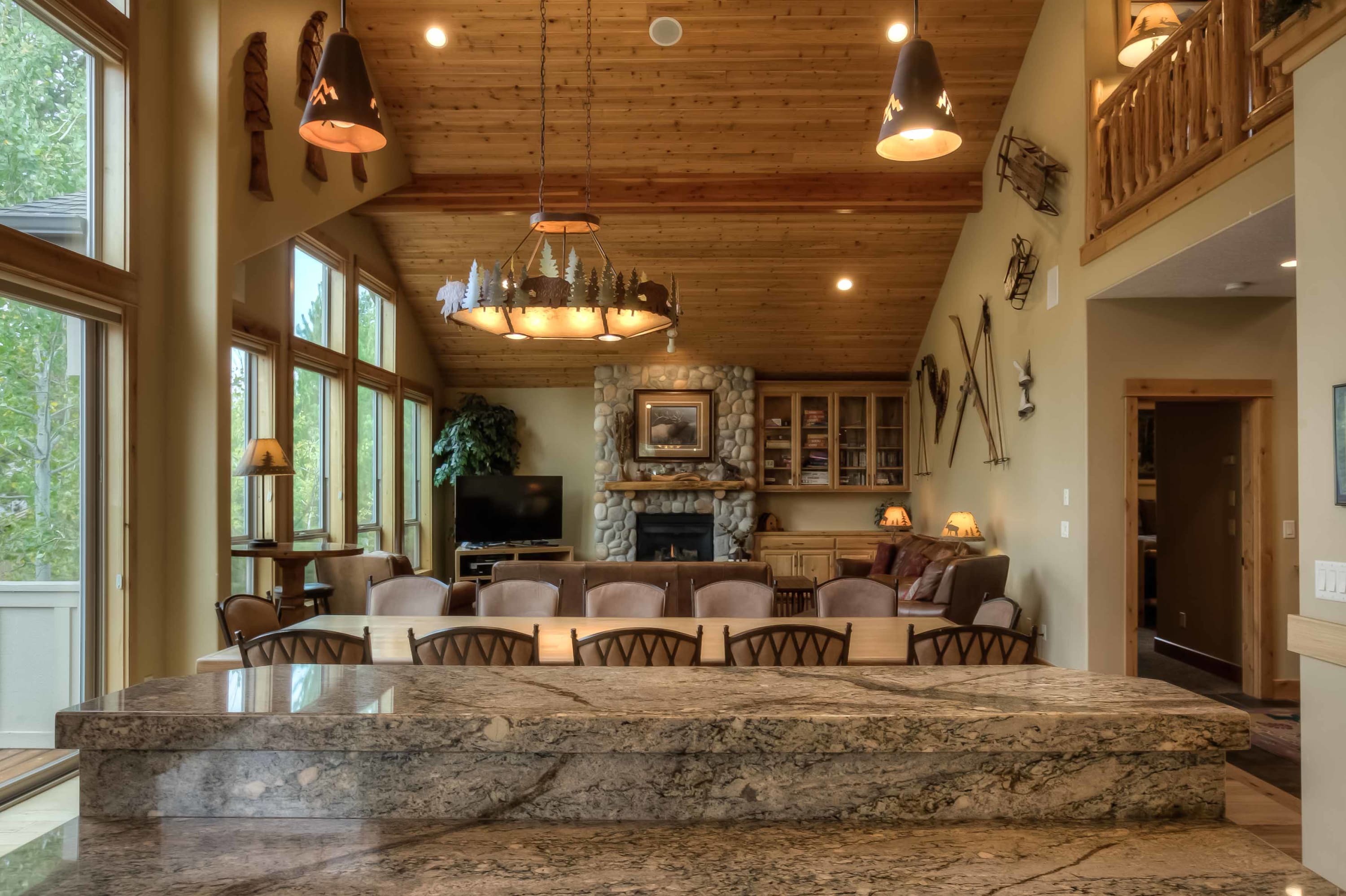 6BR, Sunriver, Hot Tub | Elkhorn Lodge