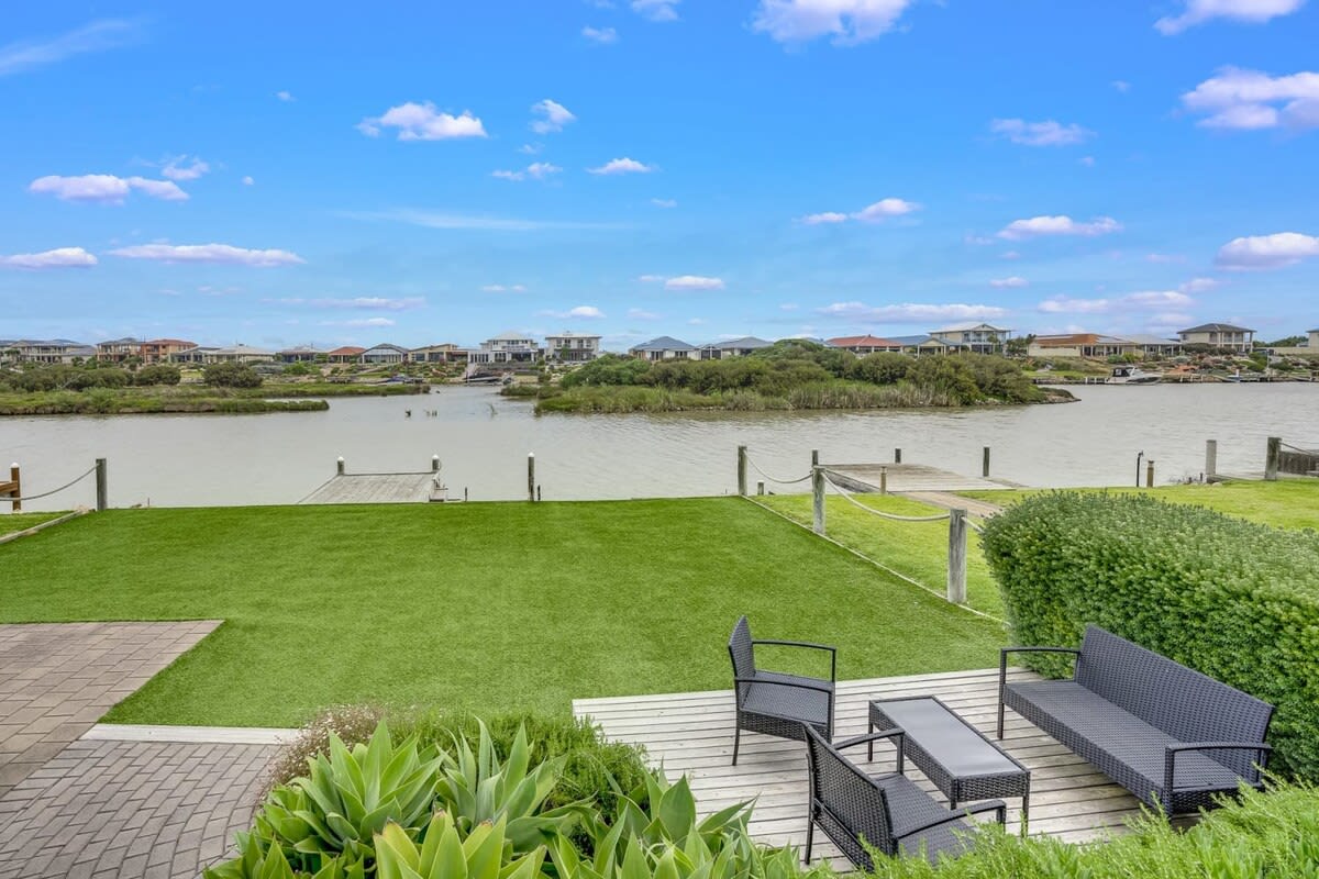 Hindmarsh Island Marina Lifestyle — Hindmarsh Island, SA — vacation rental