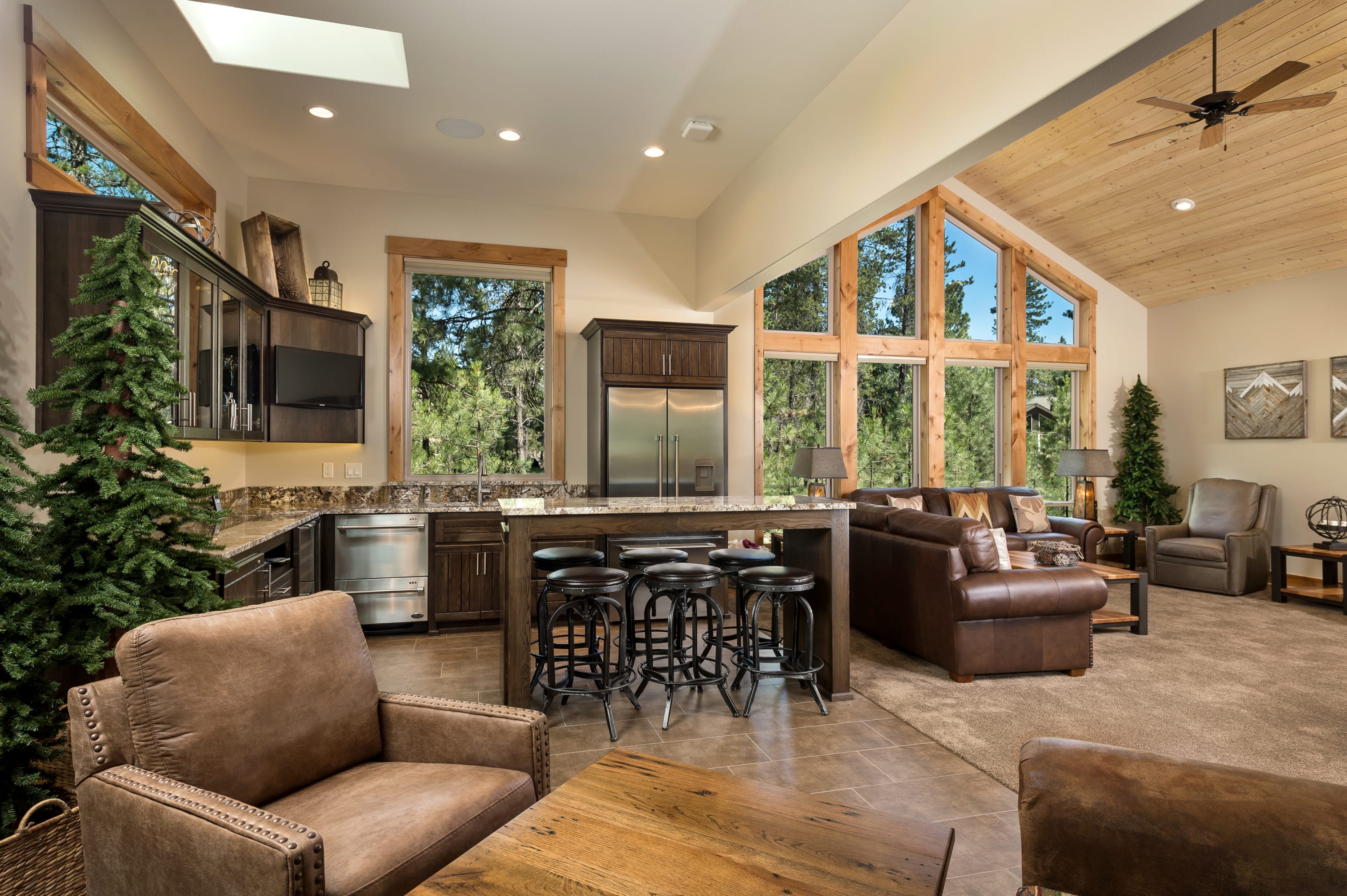 Lone Pine Lodge - 8 Bedrooms | Sunriver, OR