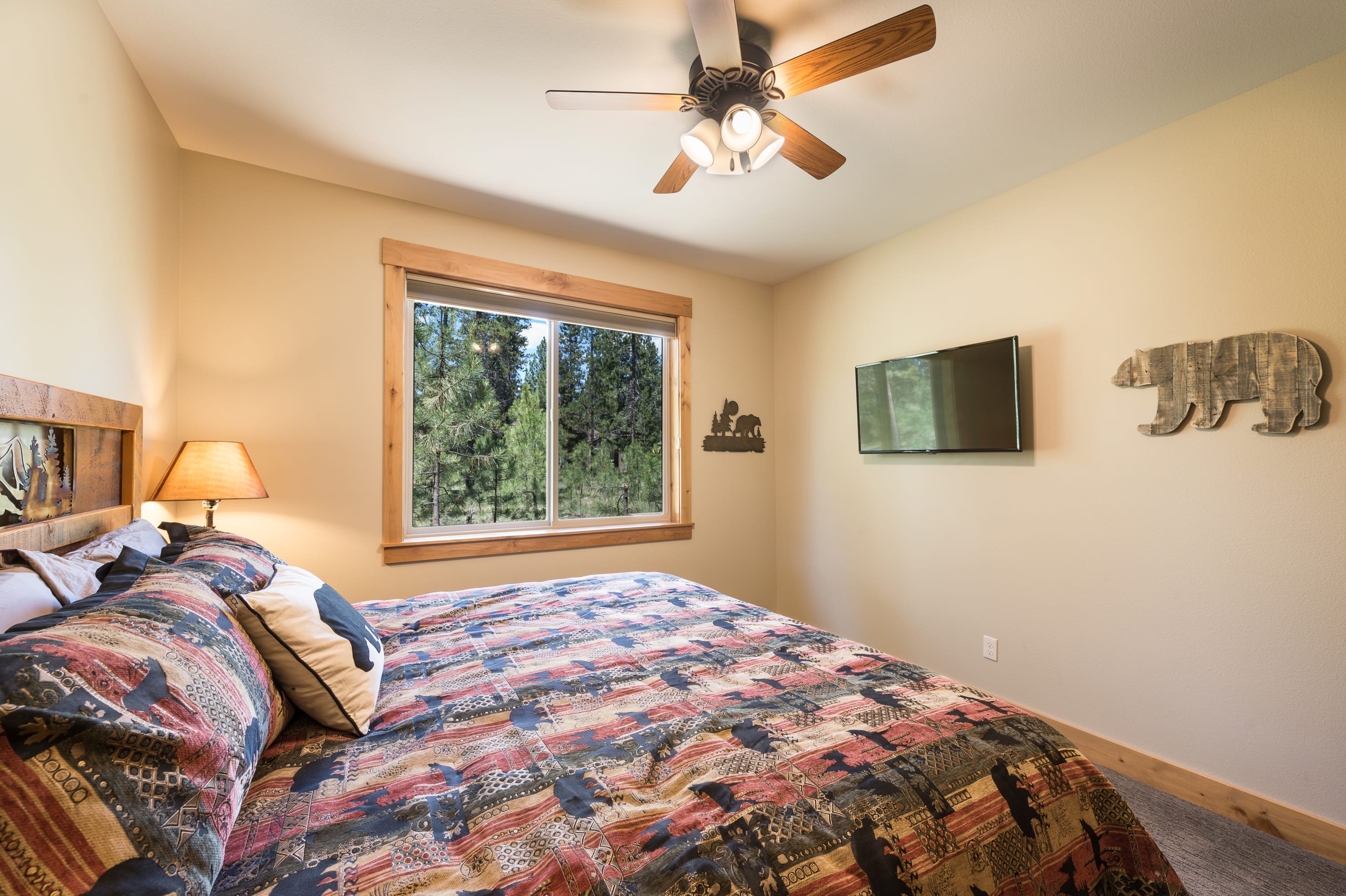 Lone Pine Lodge - 8 Bedrooms | Sunriver, OR