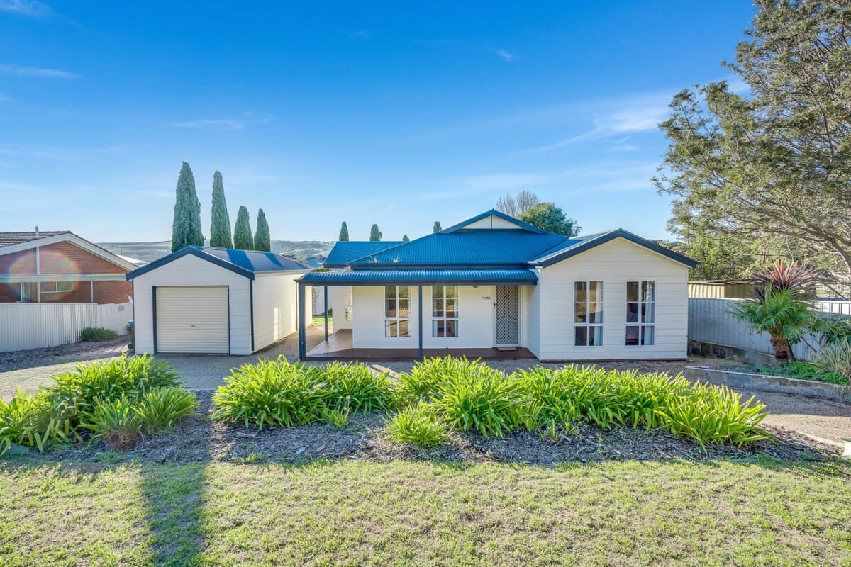 Bonavive Port Elliot - Luxury - Family - Township — Port Elliot, South Australia — vacation rental