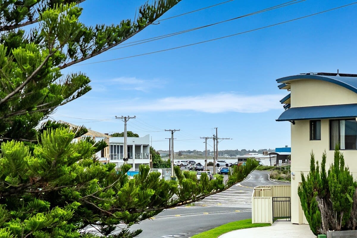 Tee & Tide Retreat – Your Ultimate Goolwa Getaway — Goolwa, SA — vacation rental