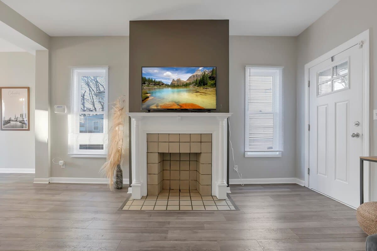 The Southwestern 4BD/2BA
