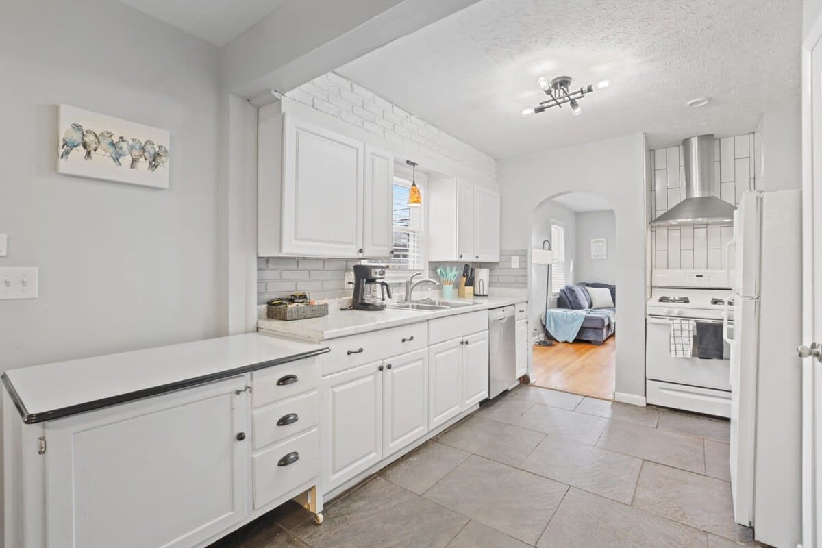Housepitality - Newark Friends and Family House - Picture 2