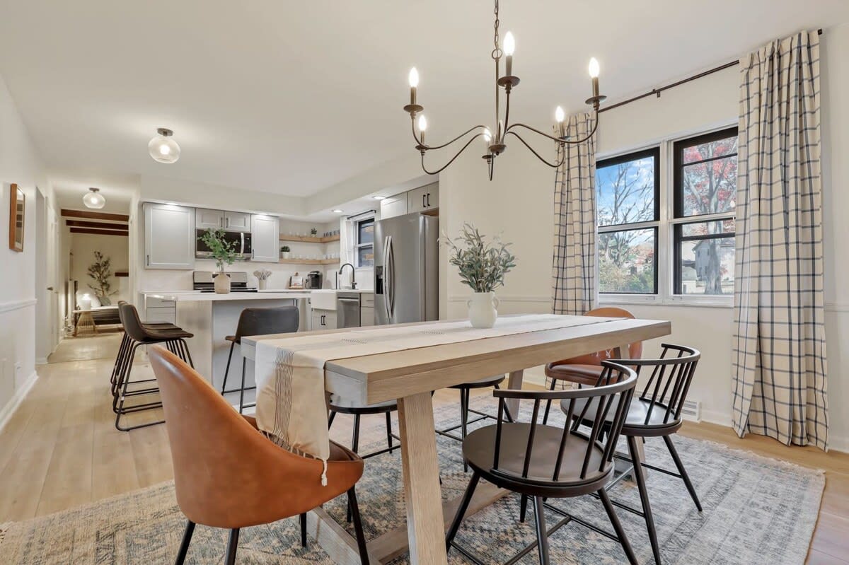 Gahanna- 4 Bed 2.5 Bath - Garage + Yard - INTEL