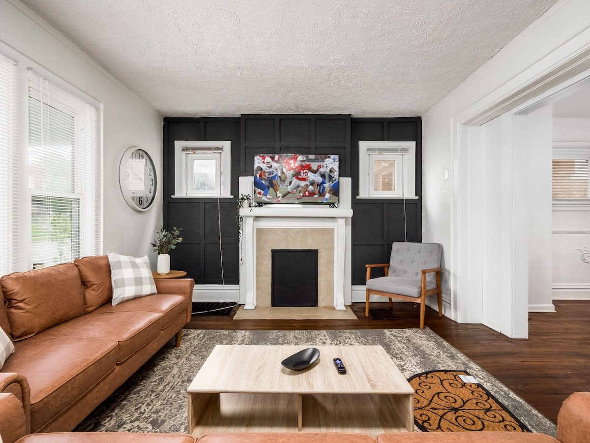 Spacious Oasis + Pets Welcome | Big Backyard