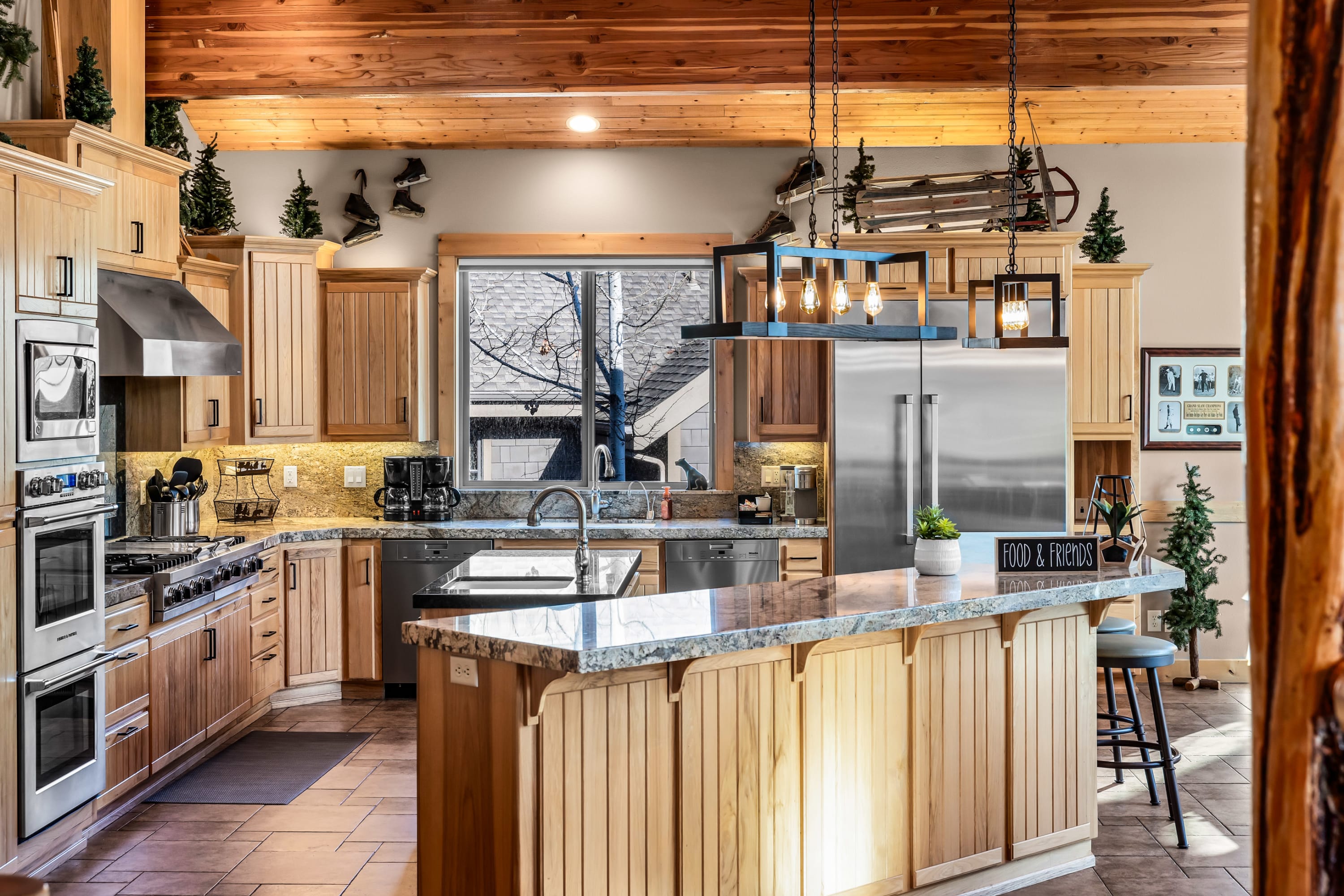 The Masters Lodge - 7 Bedrooms | Sunriver, OR