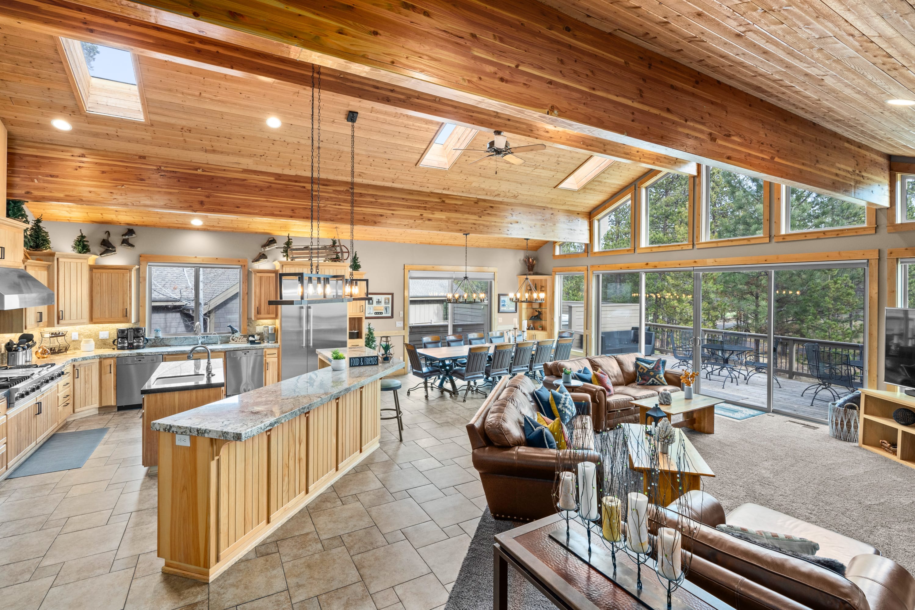 The Masters Lodge - 7 Bedrooms | Sunriver, OR