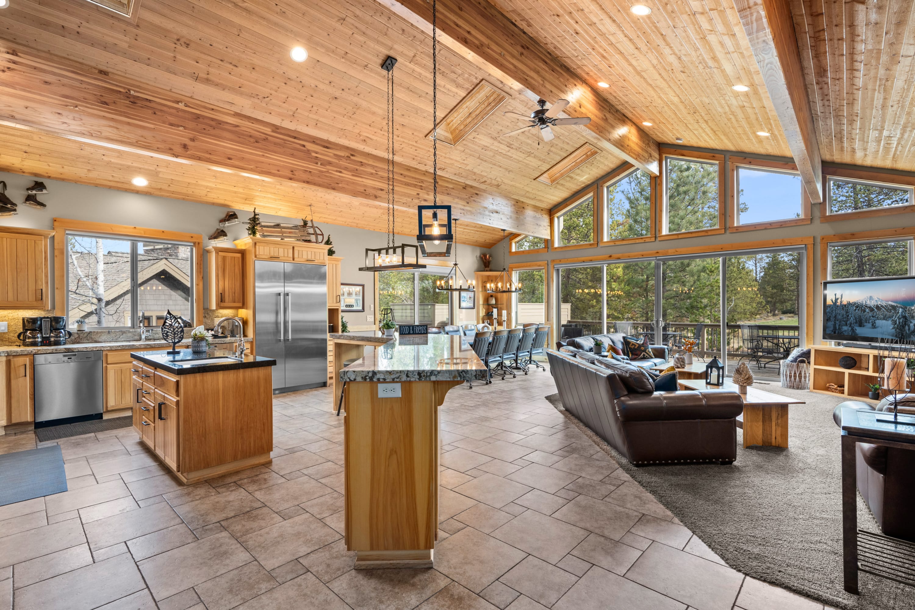 The Masters Lodge - 7 Bedrooms | Sunriver, OR