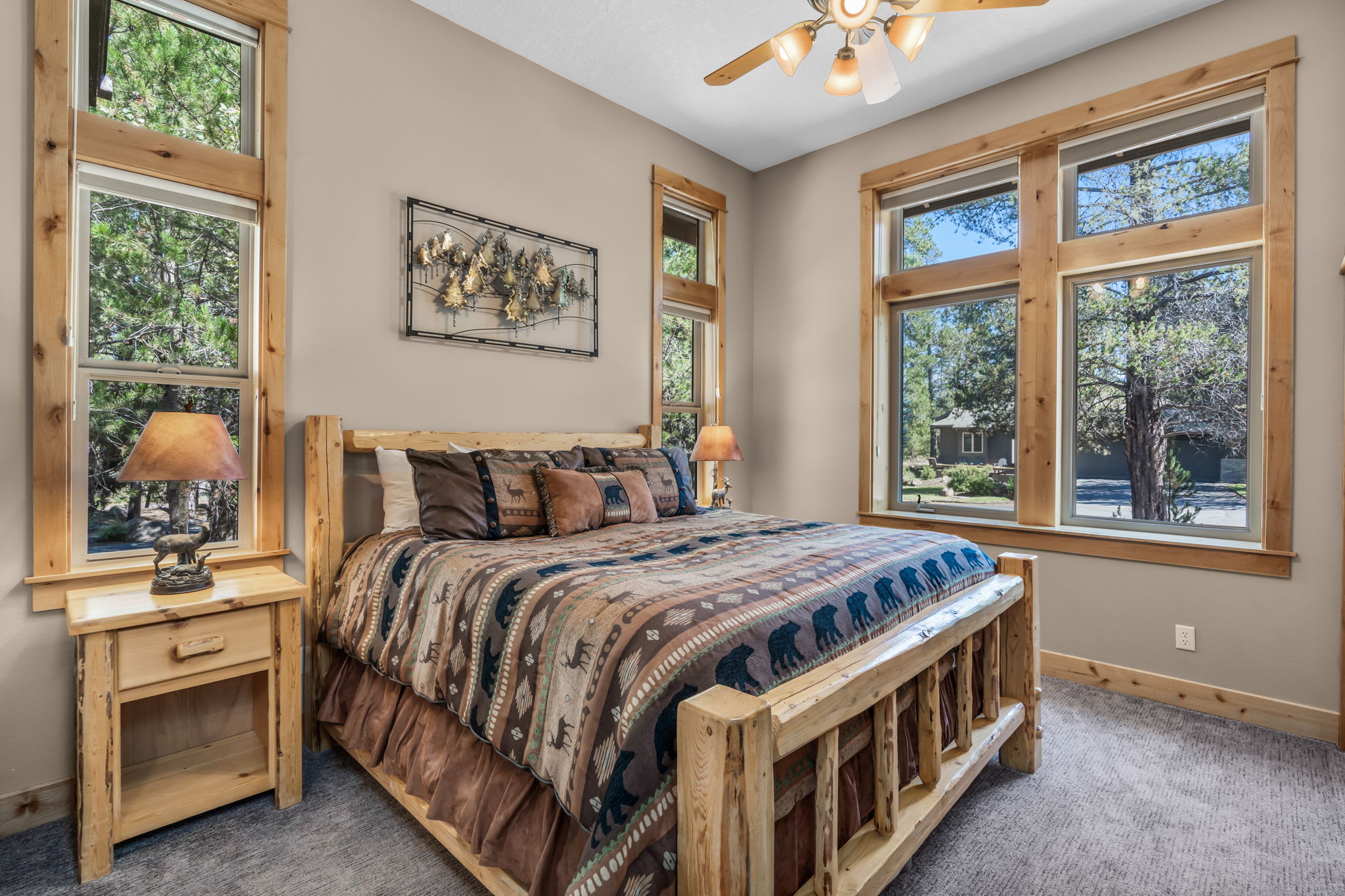 Woods and Irons Lodge - 8 Bedrooms | Sunriver, OR