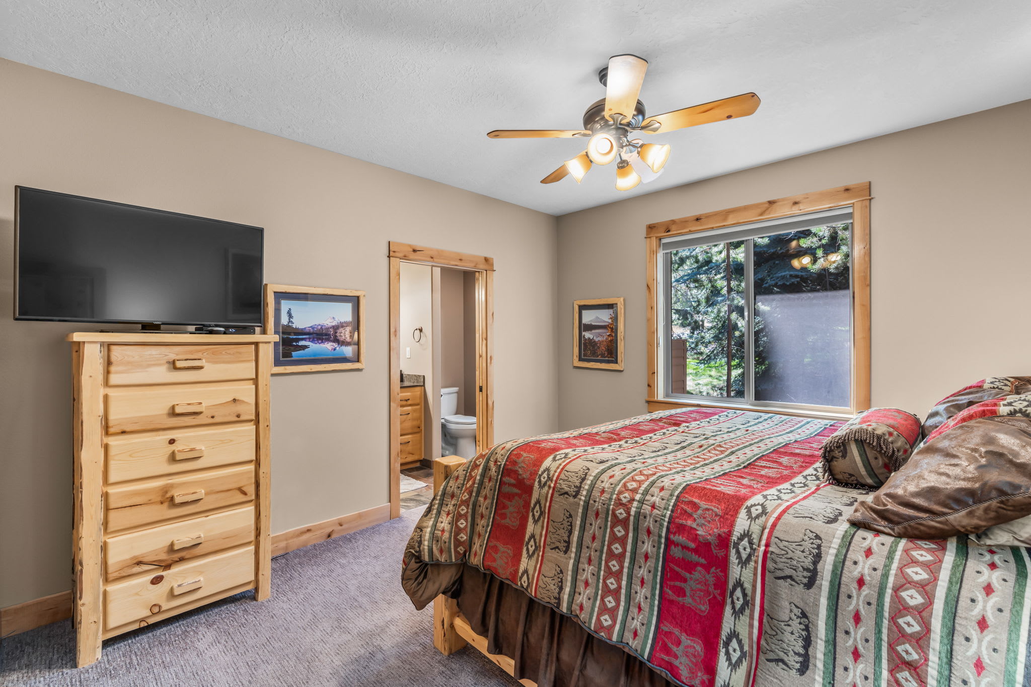 Woods and Irons Lodge - 8 Bedrooms | Sunriver, OR