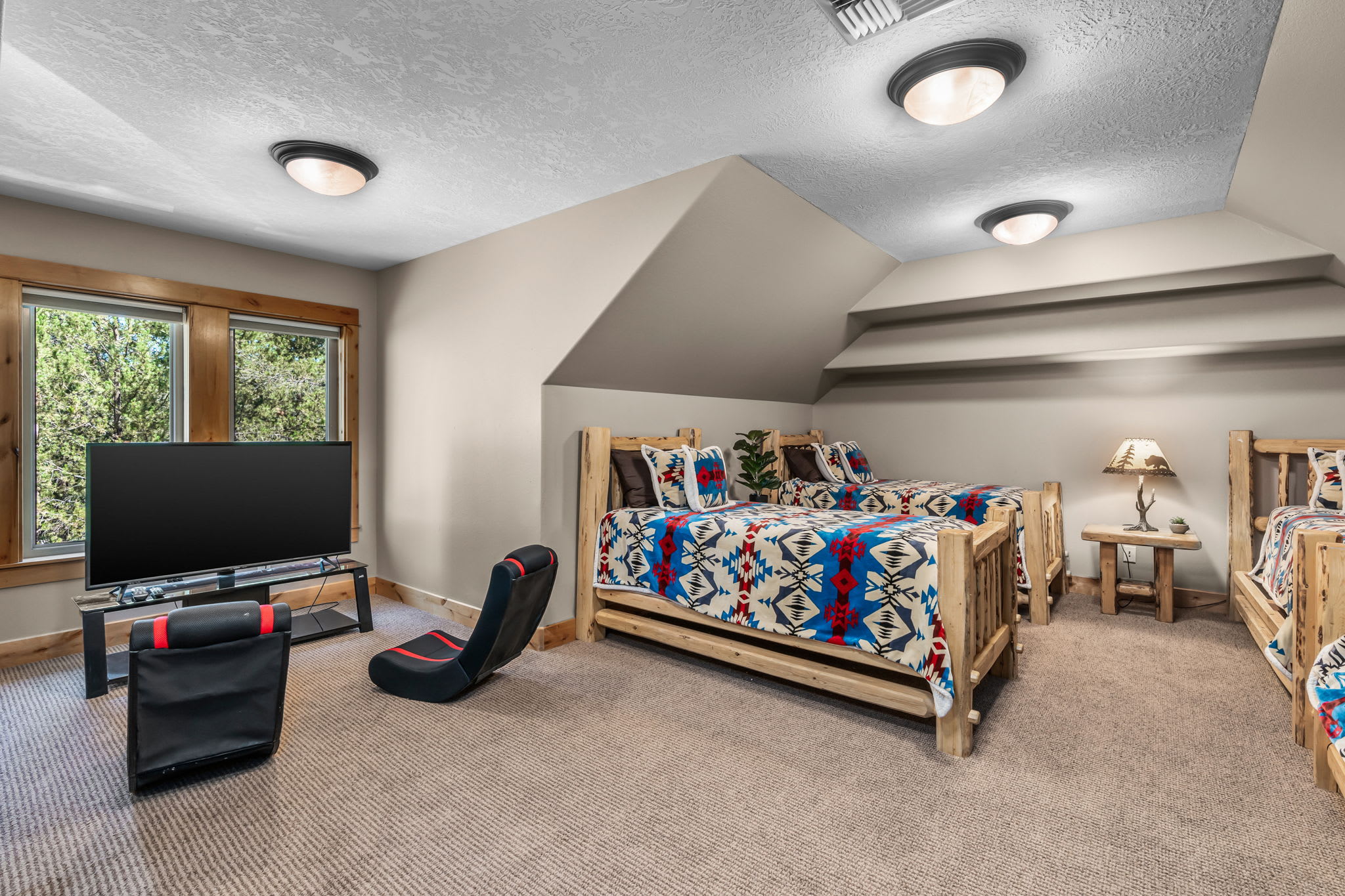 Woods and Irons Lodge - 8 Bedrooms | Sunriver, OR