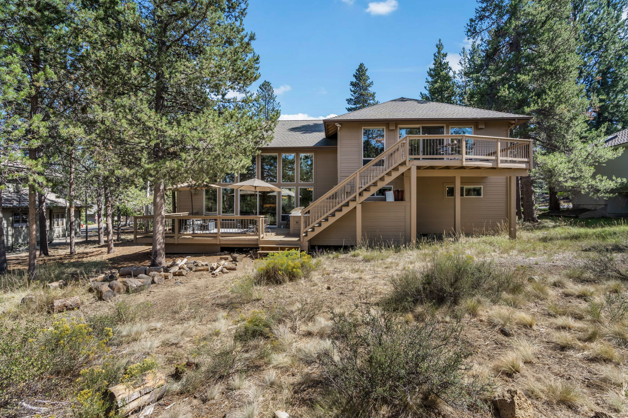 Woods and Irons Lodge - 8 Bedrooms | Sunriver, OR