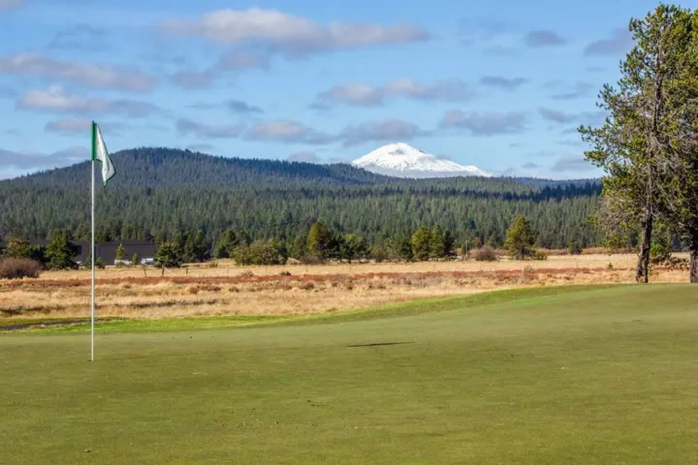 Woods and Irons Lodge - 8 Bedrooms | Sunriver, OR