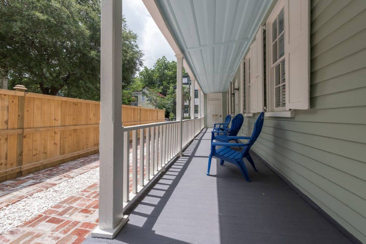 First floor porch with seating for your group!