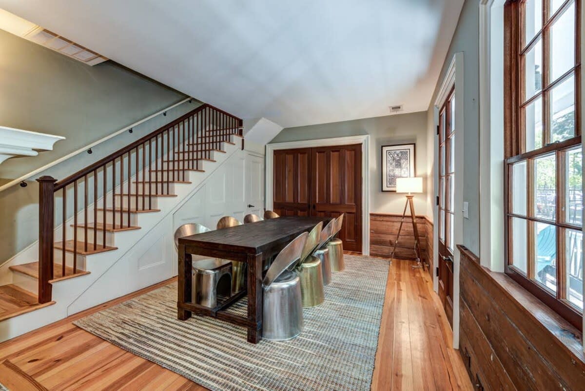 Large dining room table!