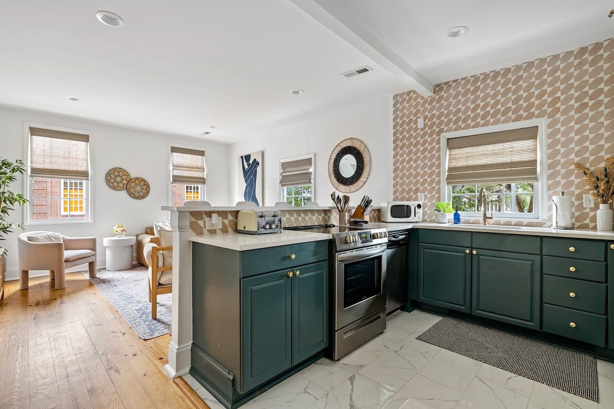 Fully stocked kitchen with everything you need for cooking/eating in! 