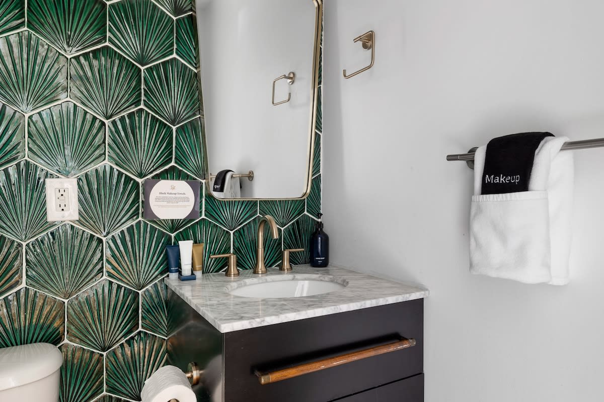 Full bathroom with a walk-in shower 