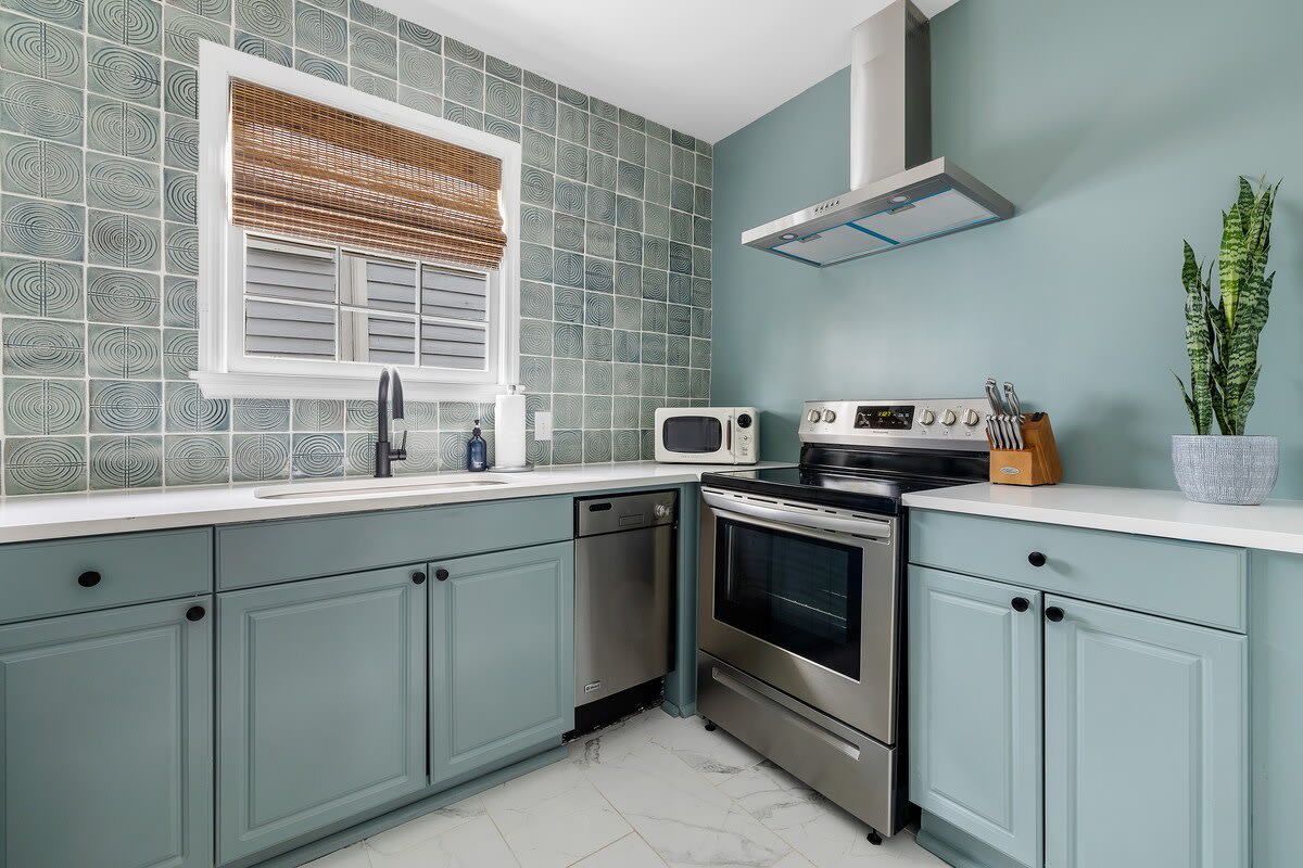 Fully stocked kitchen