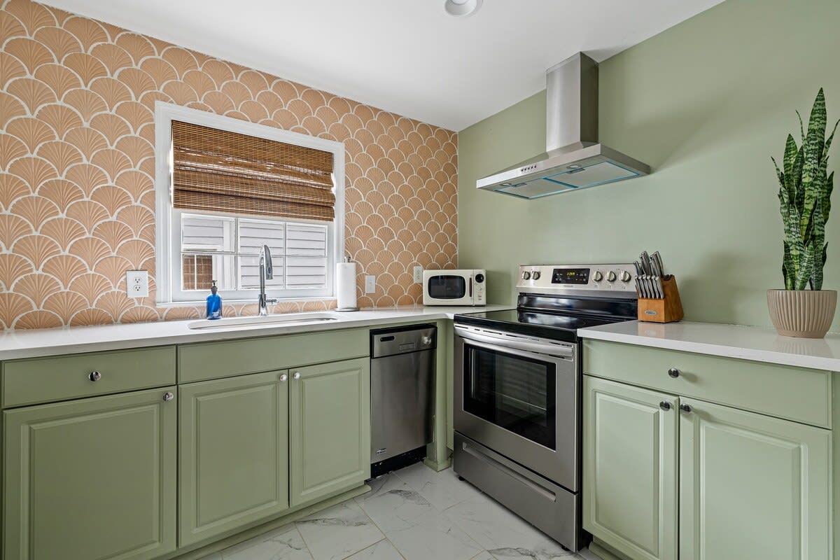 Fully stocked kitchen