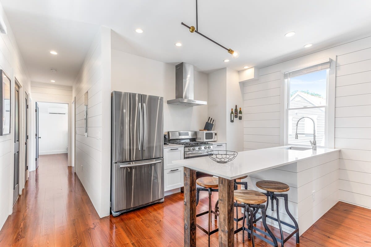 Fully equipped kitchen with everything you need for a home cooked meal