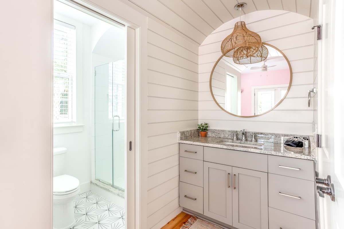 En-Suite bathroom #2 with walk in shower!