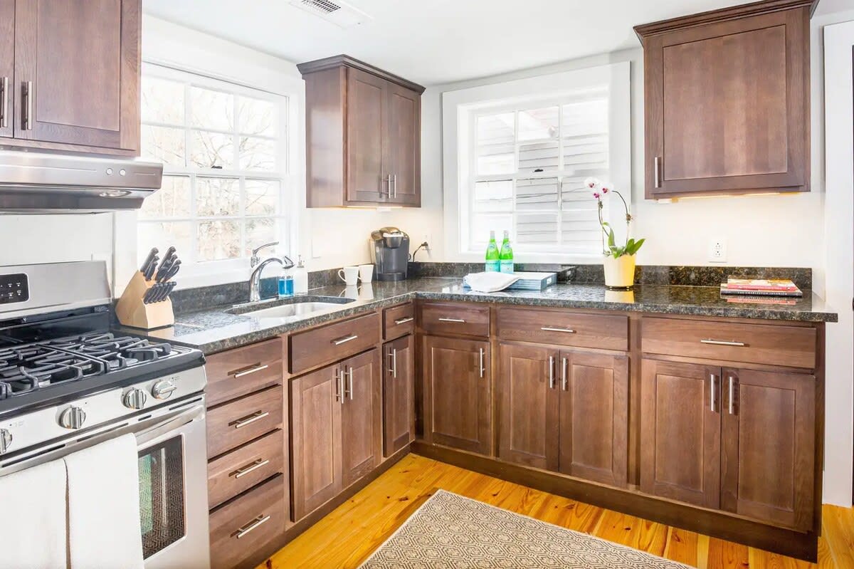 Second kitchen with all the basics!