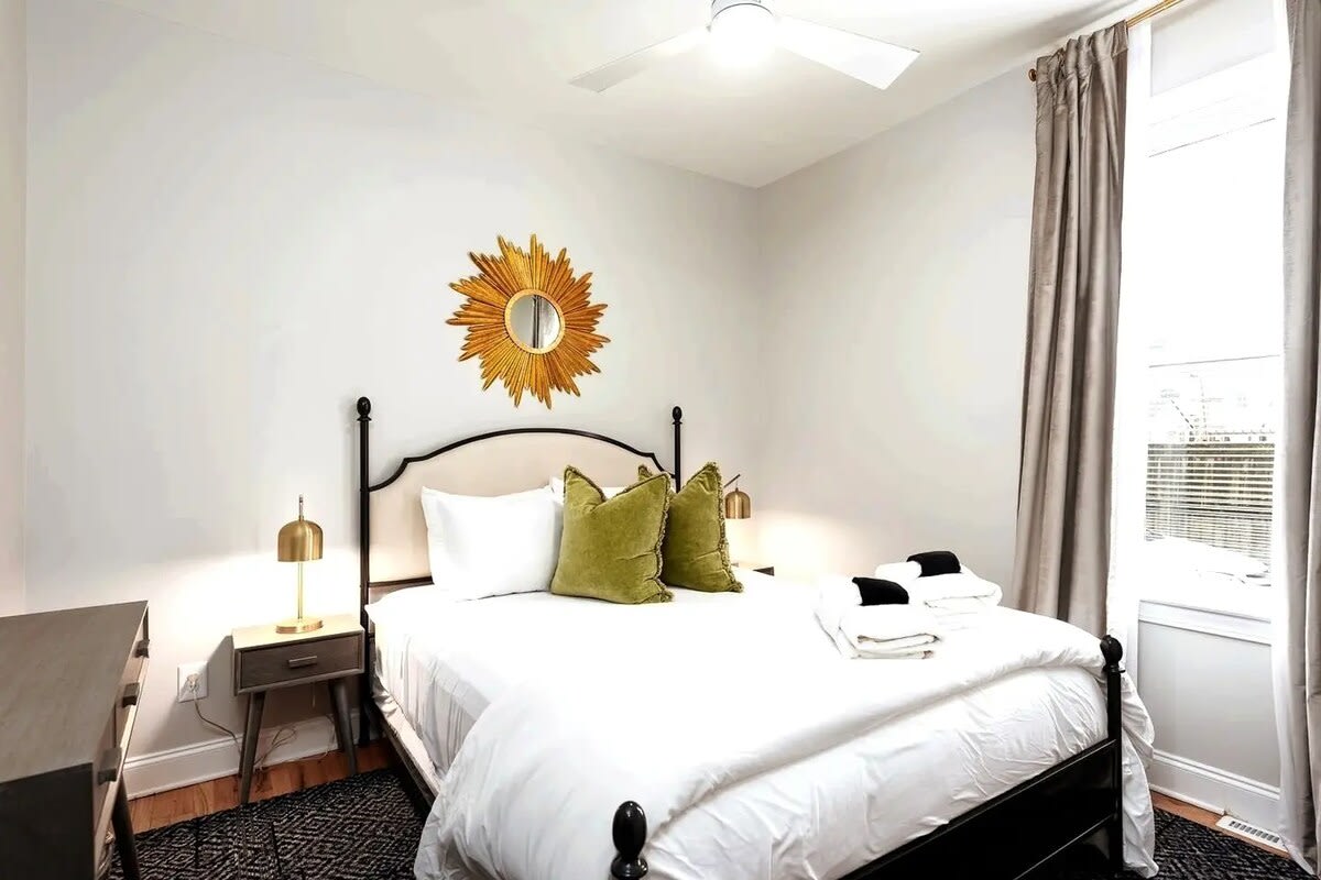 Luxury Accommodations in the Heart of Charleston