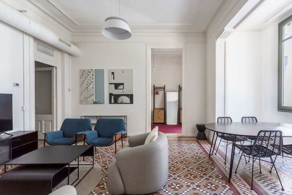 Luxurious 5BD apartment in Pl Universitat — Barcelona, Catalunya — vacation rental