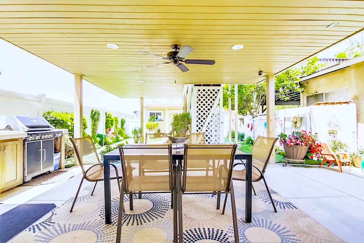 Rooftop Deck with Ocean Views in Mission Bay