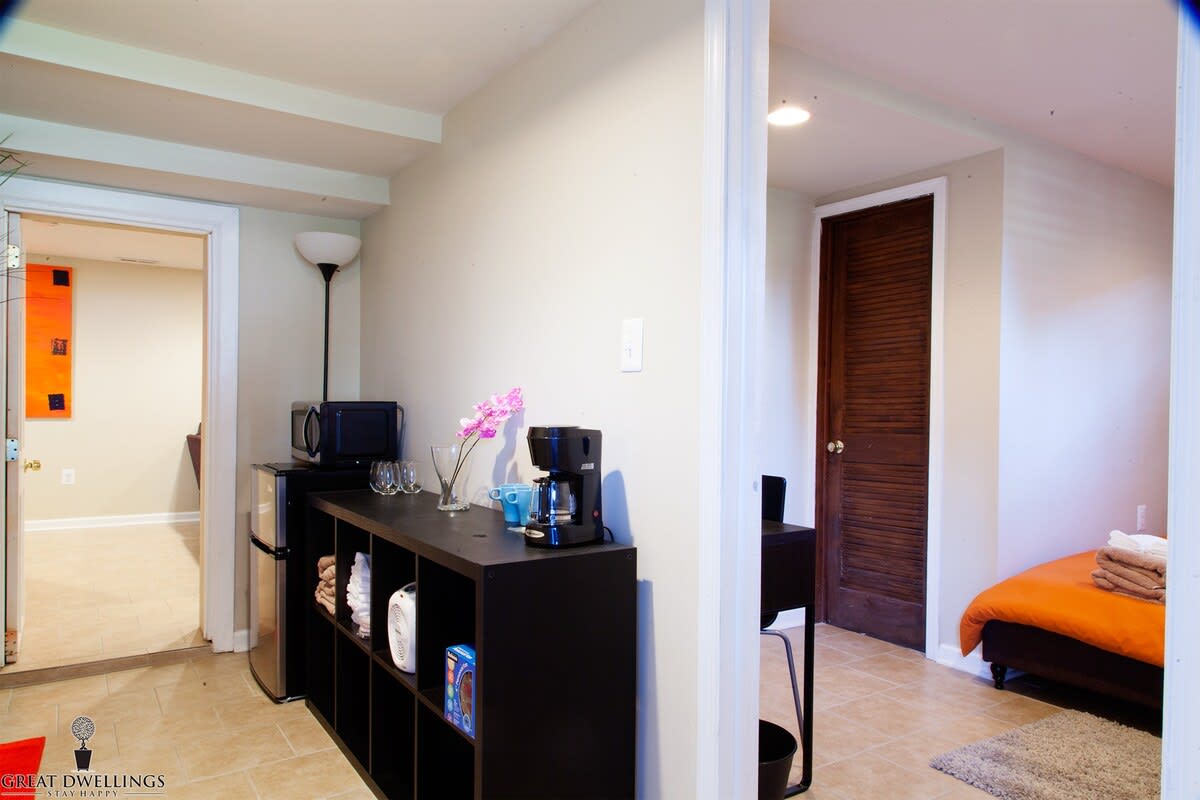 1BR Oasis near Takoma Metro, Minutes to Capital - Foto 9