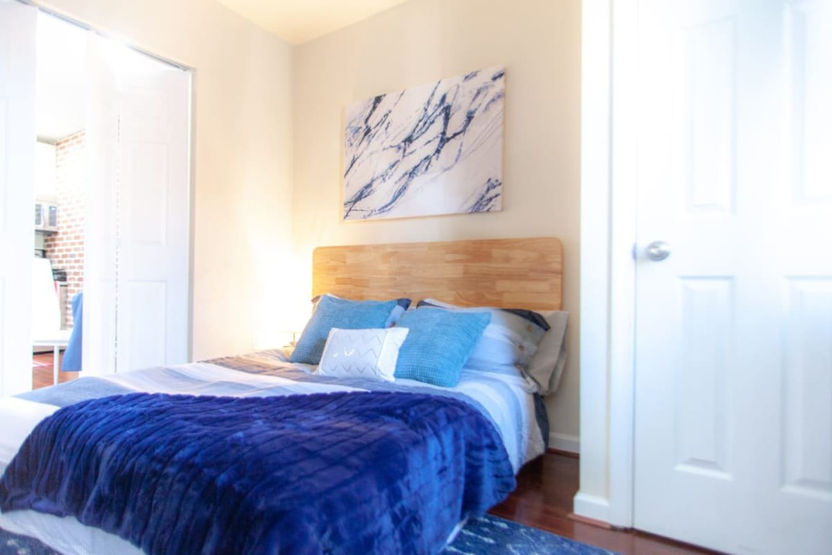 Rowhome Stacked Units - Up & Coming