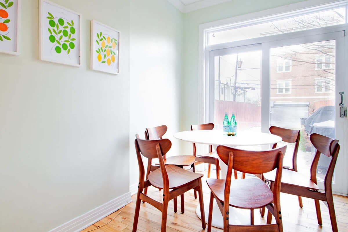 MODERN HOME NEAR CAPITOL HILL - Walk to METRO subway
