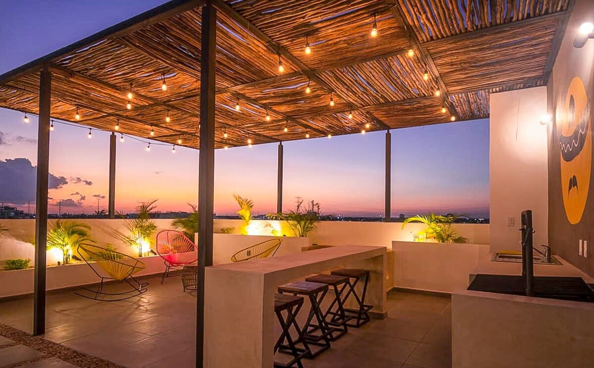 Stylish Condo - Pool + Rooftop - Walk to 5th Ave — Playa del Carmen, Quintana Roo — vacation rental
