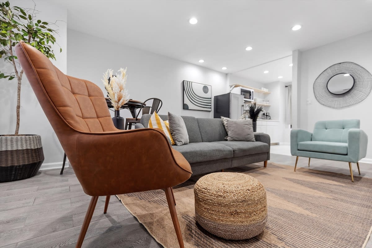 Renovated Gaslight Bldg Apt / Walk to White House — Washington DC, DC — vacation rental
