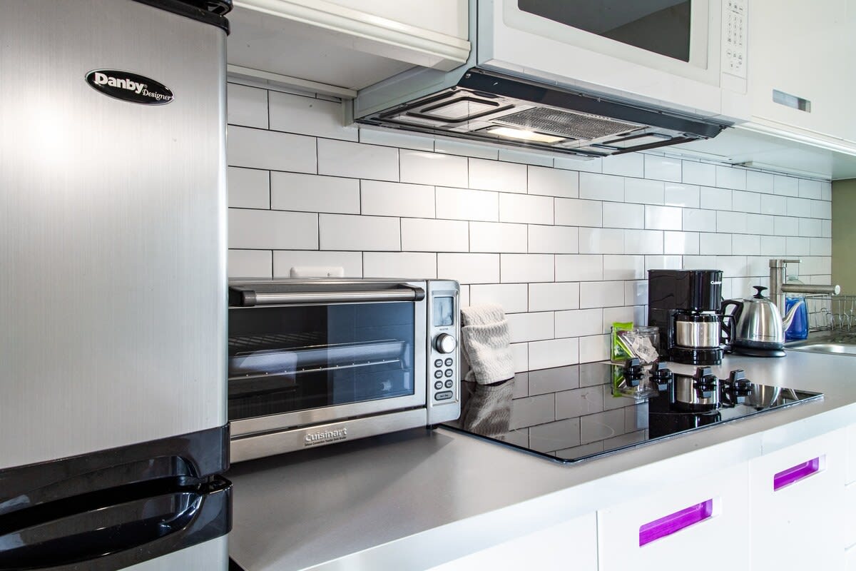 Eastern Market Carriage house efficiency // PRIVACY